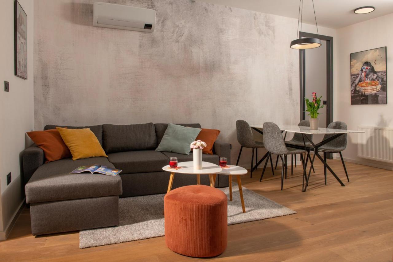 Family & Friends Pula - Top Floor - Free Parking Exterior foto